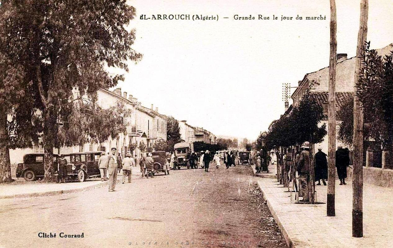 2048- El-Arrouch - Grande Rue un jour de Marche.jpg